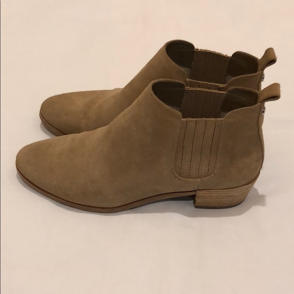 Michael Kors Shaw Flat Booties Size 8 - Picture 5 of 8